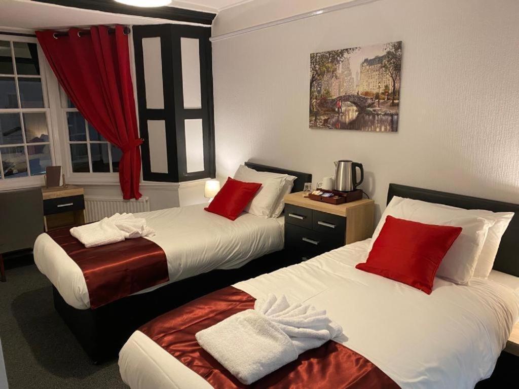 The Bugle Hotel Titchfield Eksteriør bilde